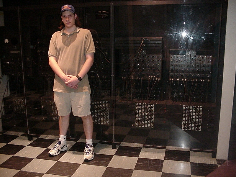 Taylor With Eniac.jpg